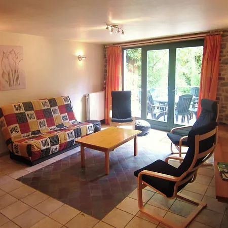 Holiday home Lovely In With Garden Treignes