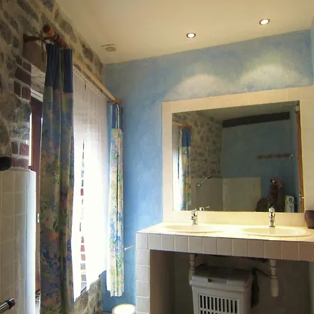 Lovely In With Garden Holiday home