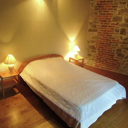 Holiday home Lovely In With Garden Treignes