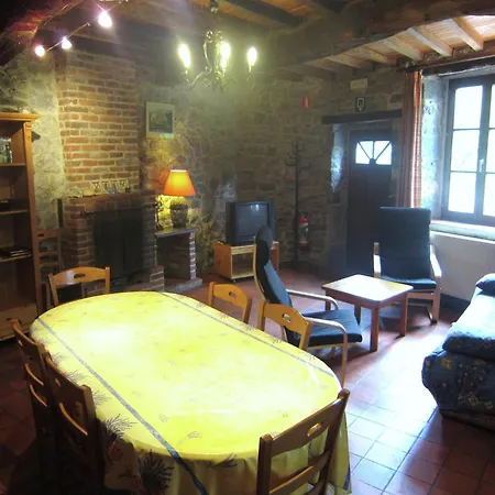 Holiday home Lovely In With Garden *